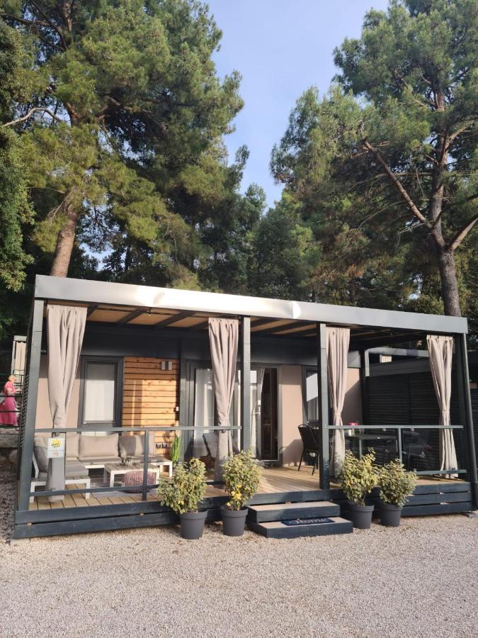 Hemy Casa - Lux Mobile Homes Rovinj Exteriör bild