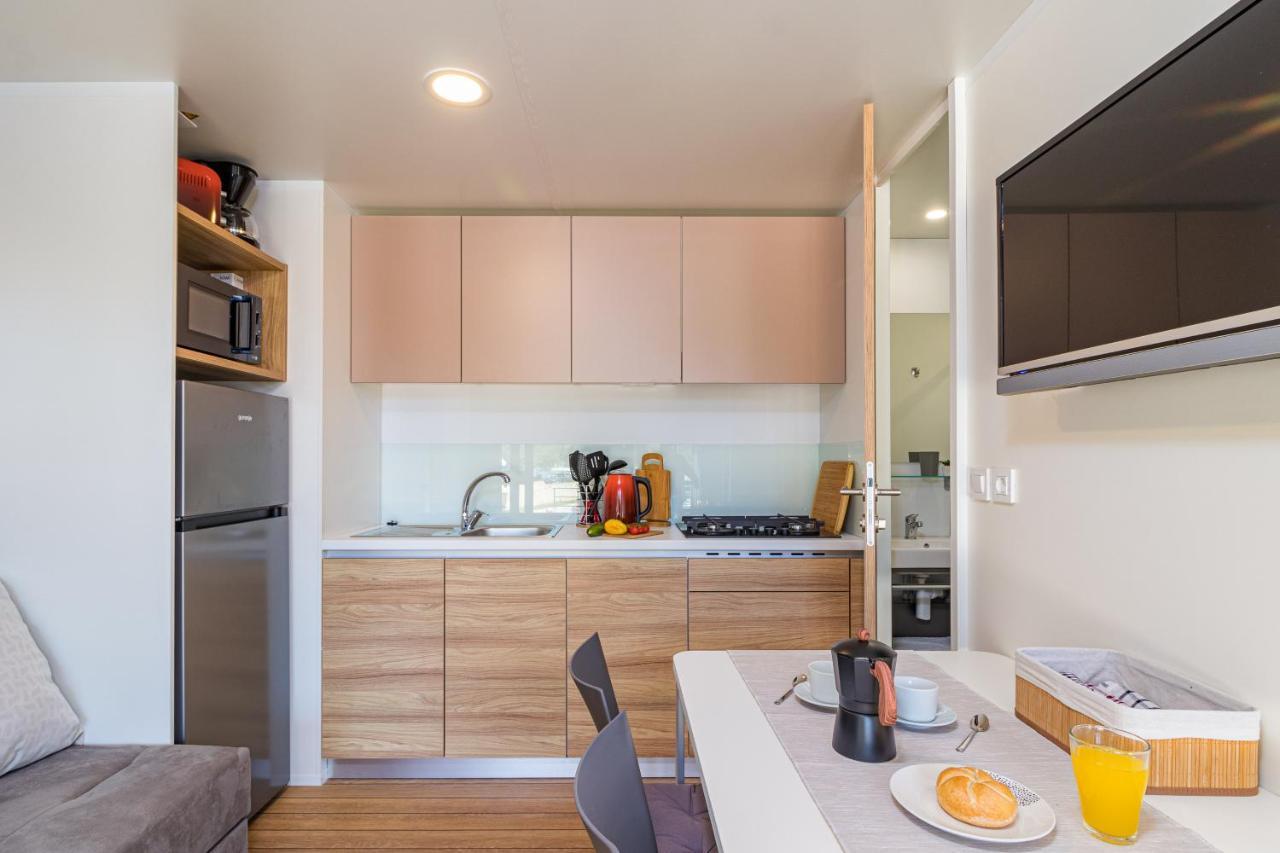 Hemy Casa - Lux Mobile Homes Rovinj Exteriör bild